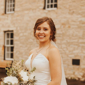 Meet your Posher, Melanie